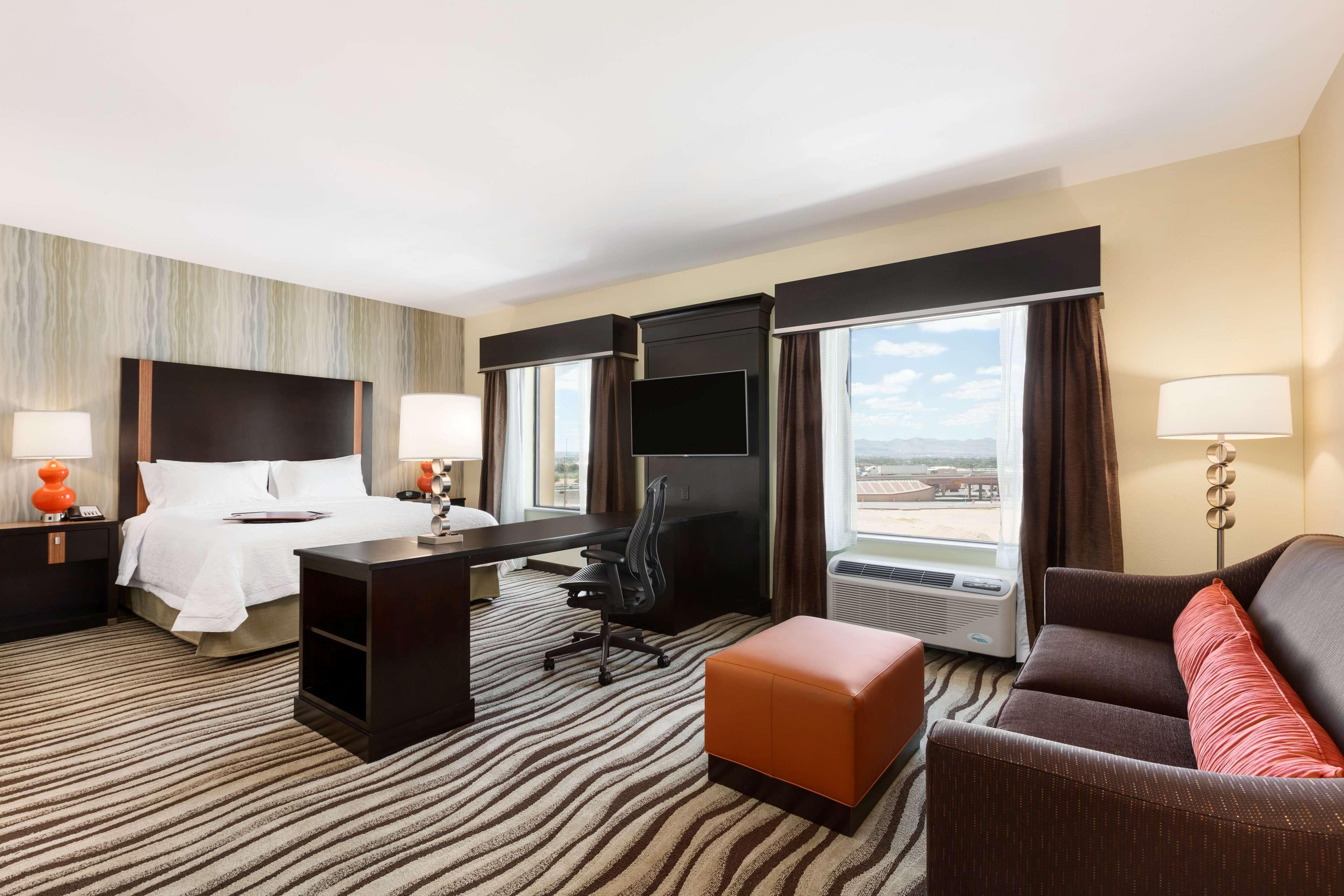 Hampton Inn & Suites El Paso/East Exterior photo
