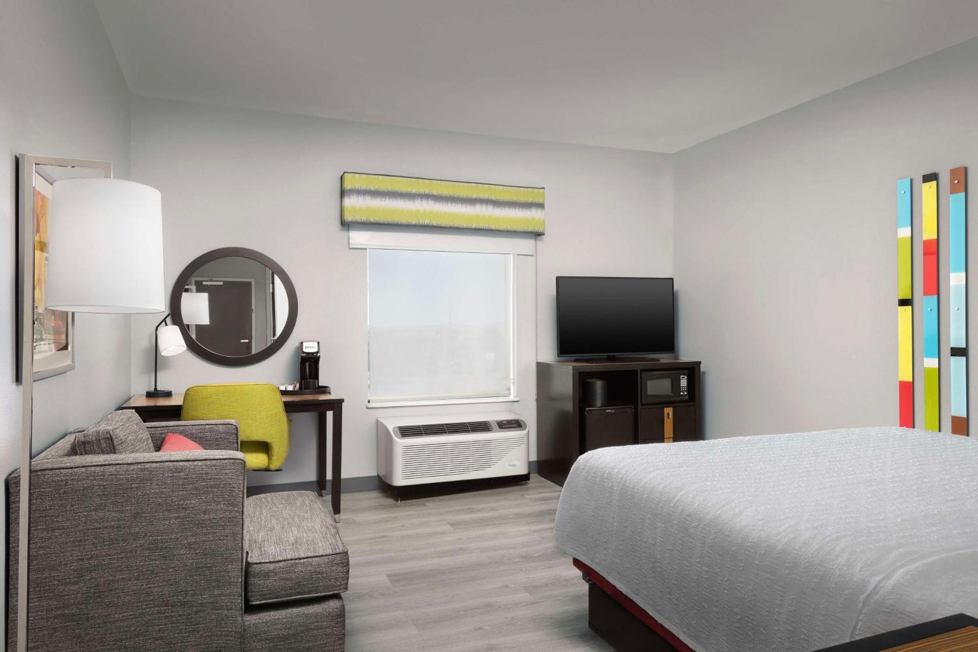 Hampton Inn & Suites El Paso/East Exterior photo
